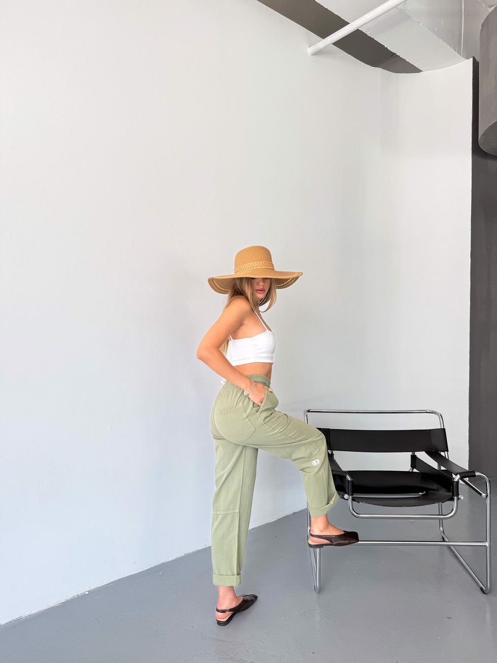 Kadın Keten Pantolon Dikiş & Nakış Detaylı Rahat Kalıp Pantolon