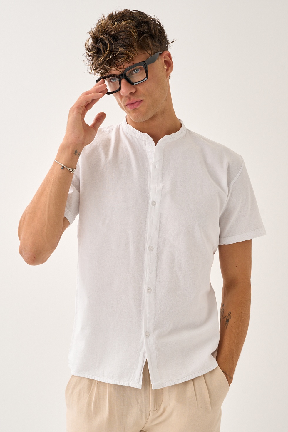 Erkek Yazlık Hakim Yaka Kısa Kol Düğmeli Rahat Kalıp %100 Pamuk Gömlek