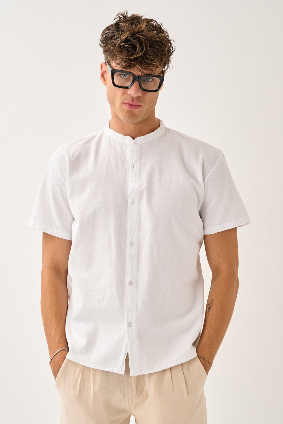 Erkek Yazlık Hakim Yaka Kısa Kol Düğmeli Rahat Kalıp %100 Pamuk Gömlek