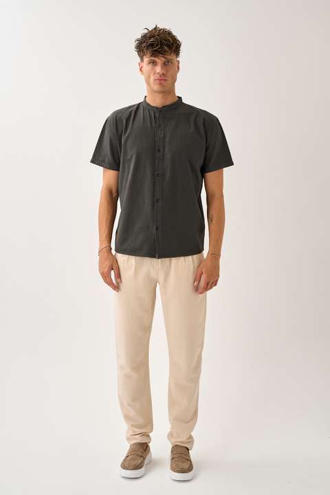 Koyu Haki Erkek Yazlık Hakim Yaka Kısa Kol Düğmeli Rahat Kalıp %100 Pamuk Gömlek E212