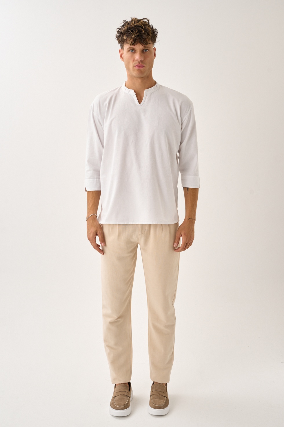 Erkek Fakir Kol V Yaka Rahat Kalıp %100 Pamuk Gömlek