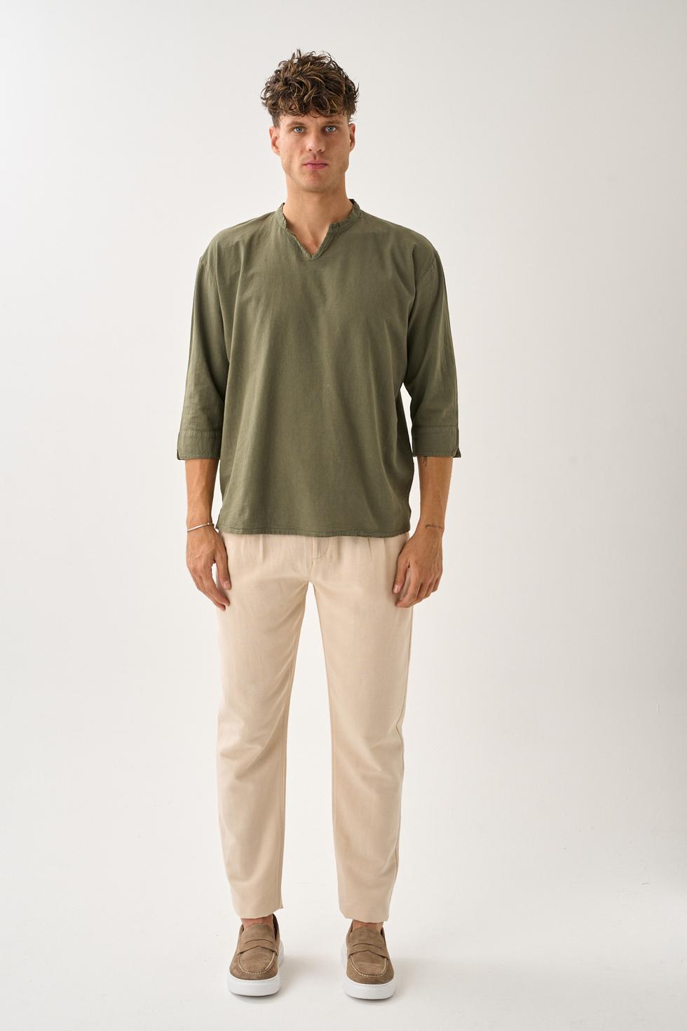 Erkek Fakir Kol V Yaka Rahat Kalıp %100 Pamuk Gömlek