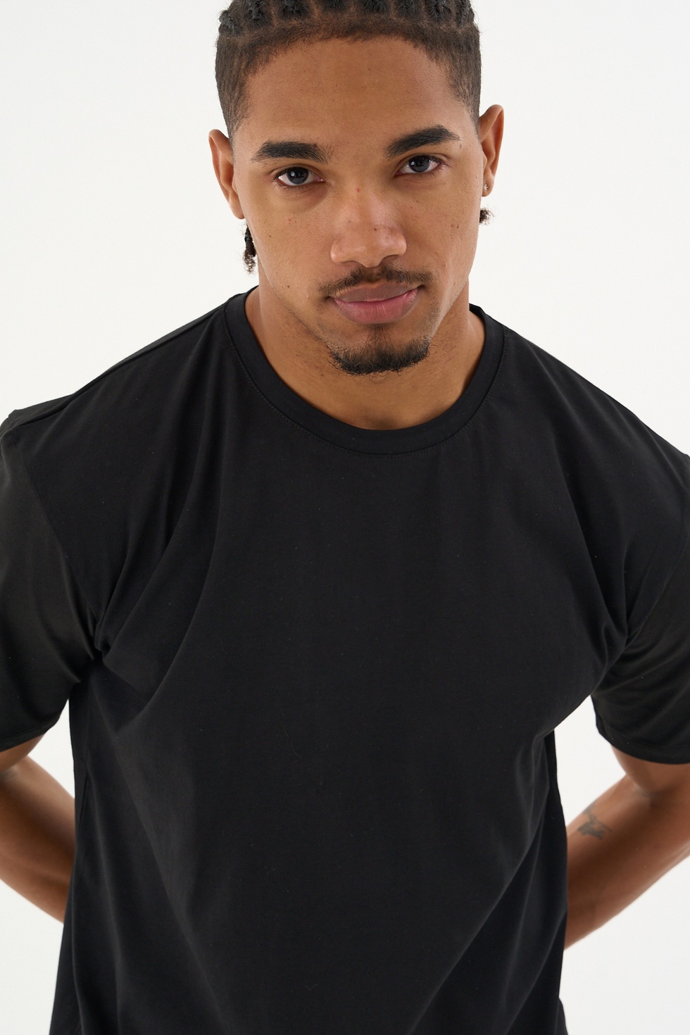 Erkek %100 Organik Pamuklu Yumuşak Dokulu Comfort Fit Bisiklet Yakalı T-shirt